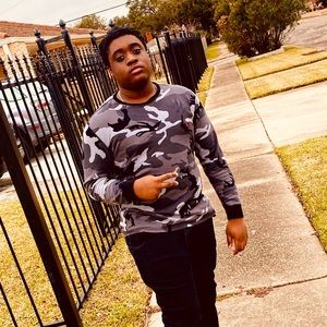 Meet your Posher, Jason